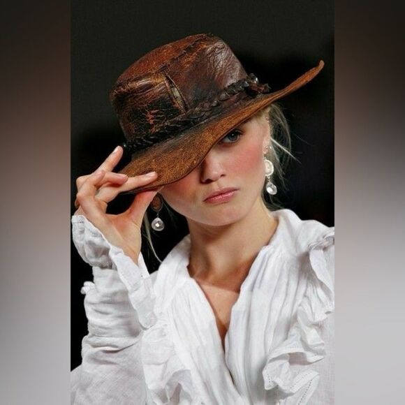 Ralph Lauren Spring 2011 Runway Collection White Linen Prairie Ruffle Blouse - Picture 4 of 16